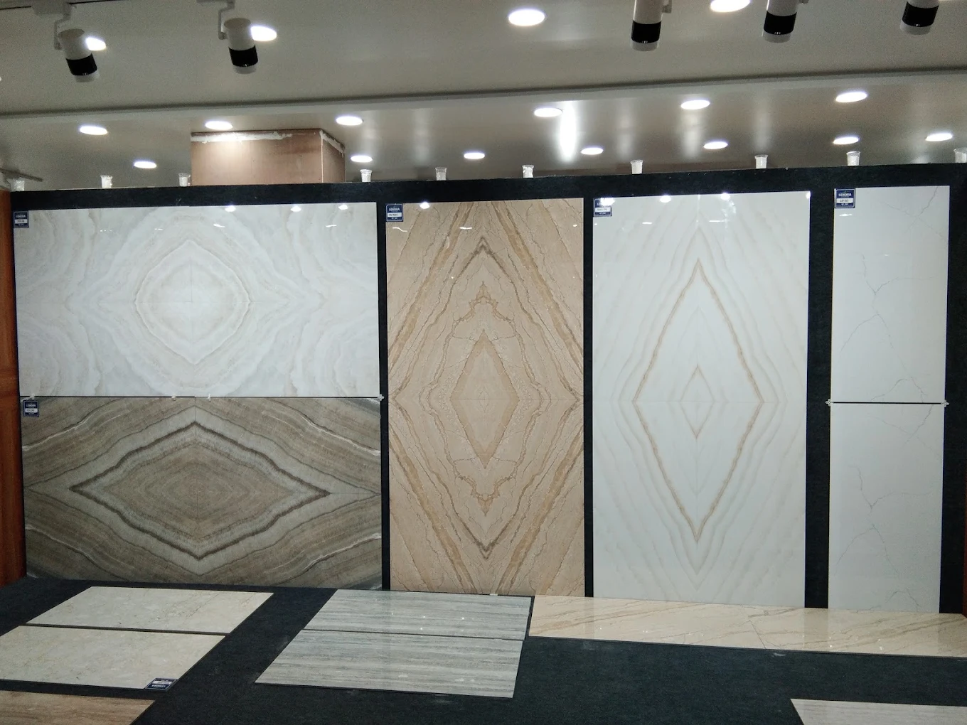 DISPLAY