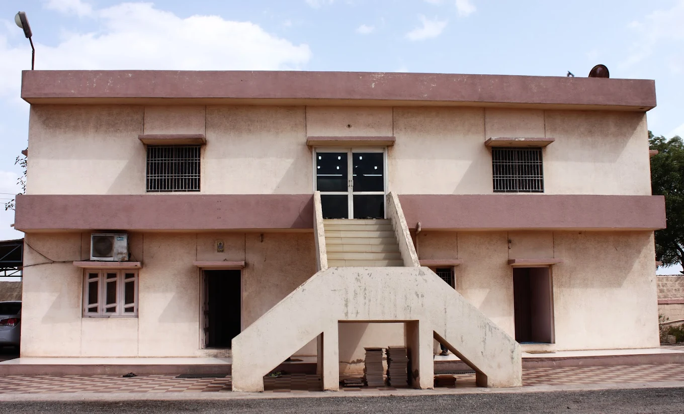 Office of Factory - Radiant Ceramic