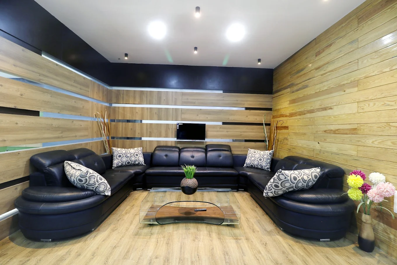 Lemorex Granito LLP Office photo