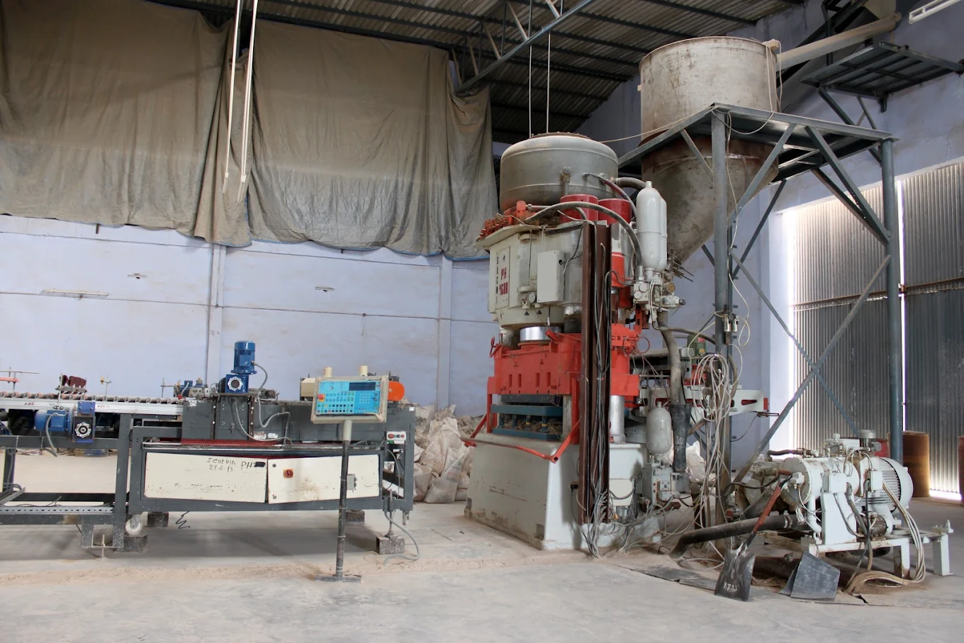 Press of Factory - Radiant Ceramic