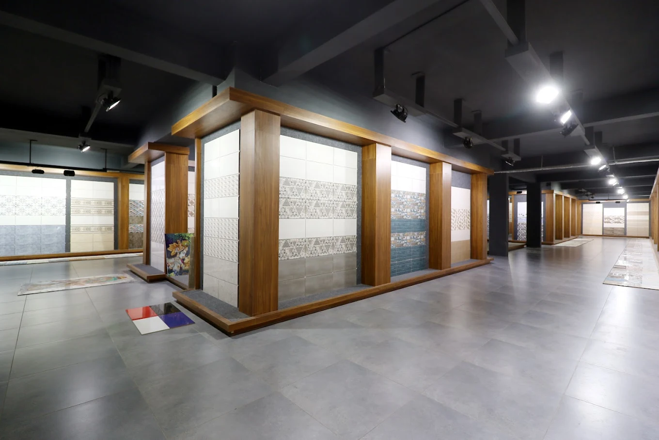 Q-7 Ceramic LLP