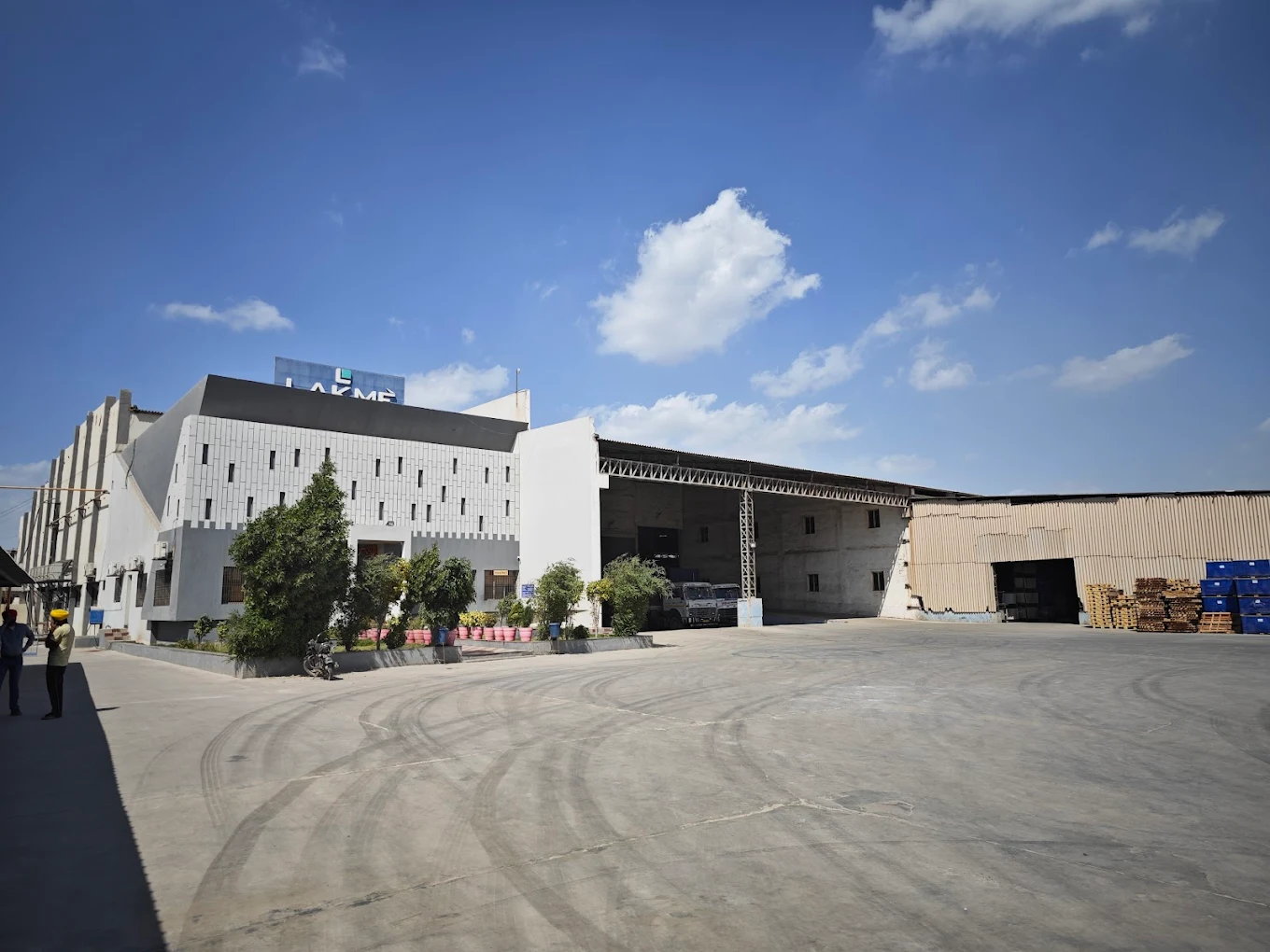 Lakme Vitrified LLP factory front photo