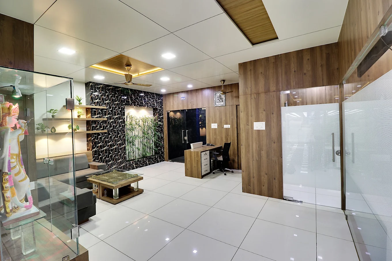 White Gold Ceramics Pvt Ltd / Emilus