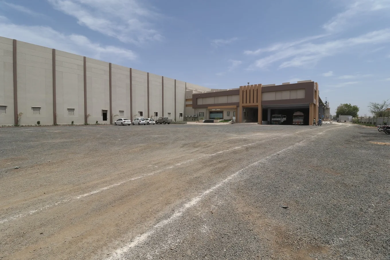 Million Ceramic factory front photo