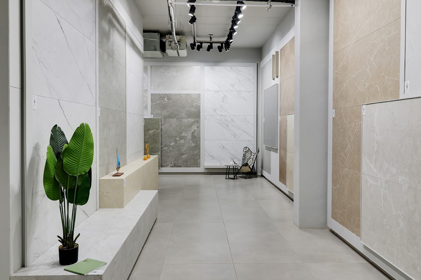 Glazed Vitrified  Tiles Display of Boffo Granito LLP