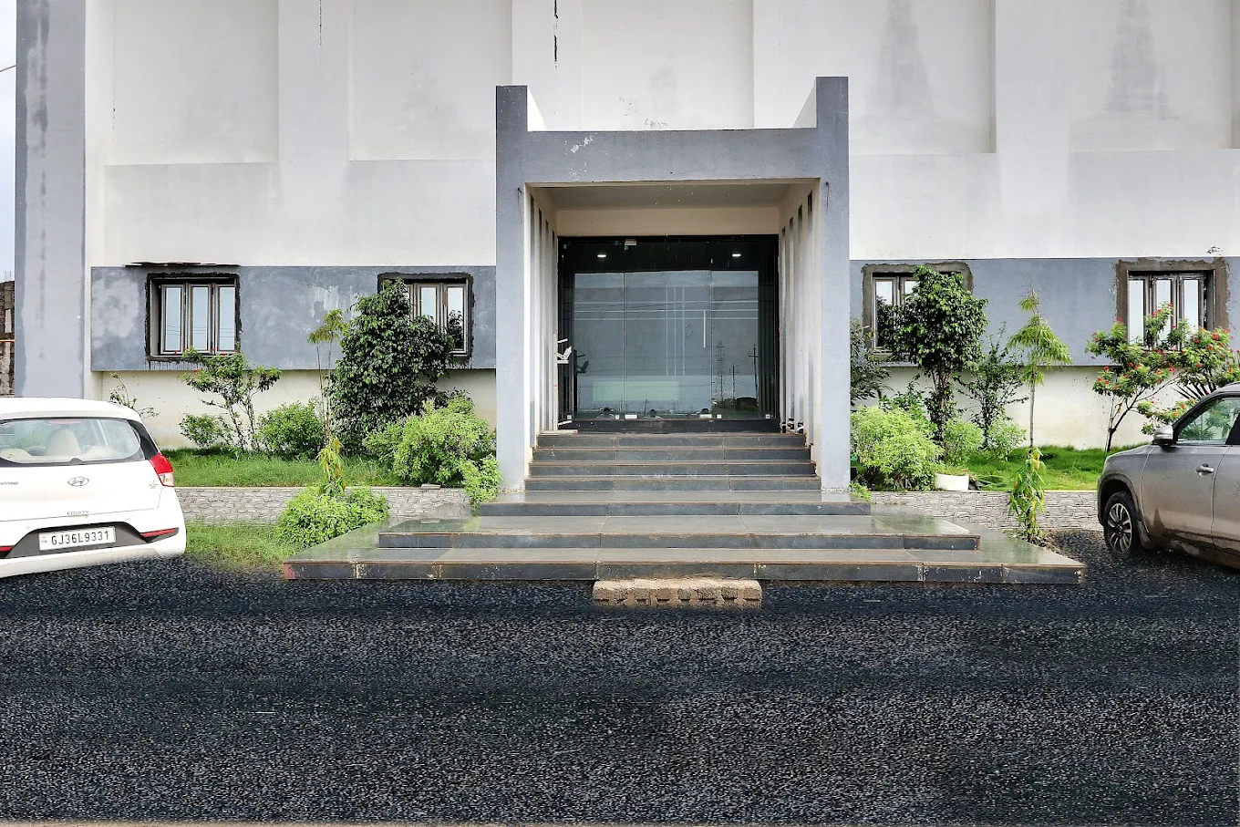 Factory - LOMINO CERAMIC LLP