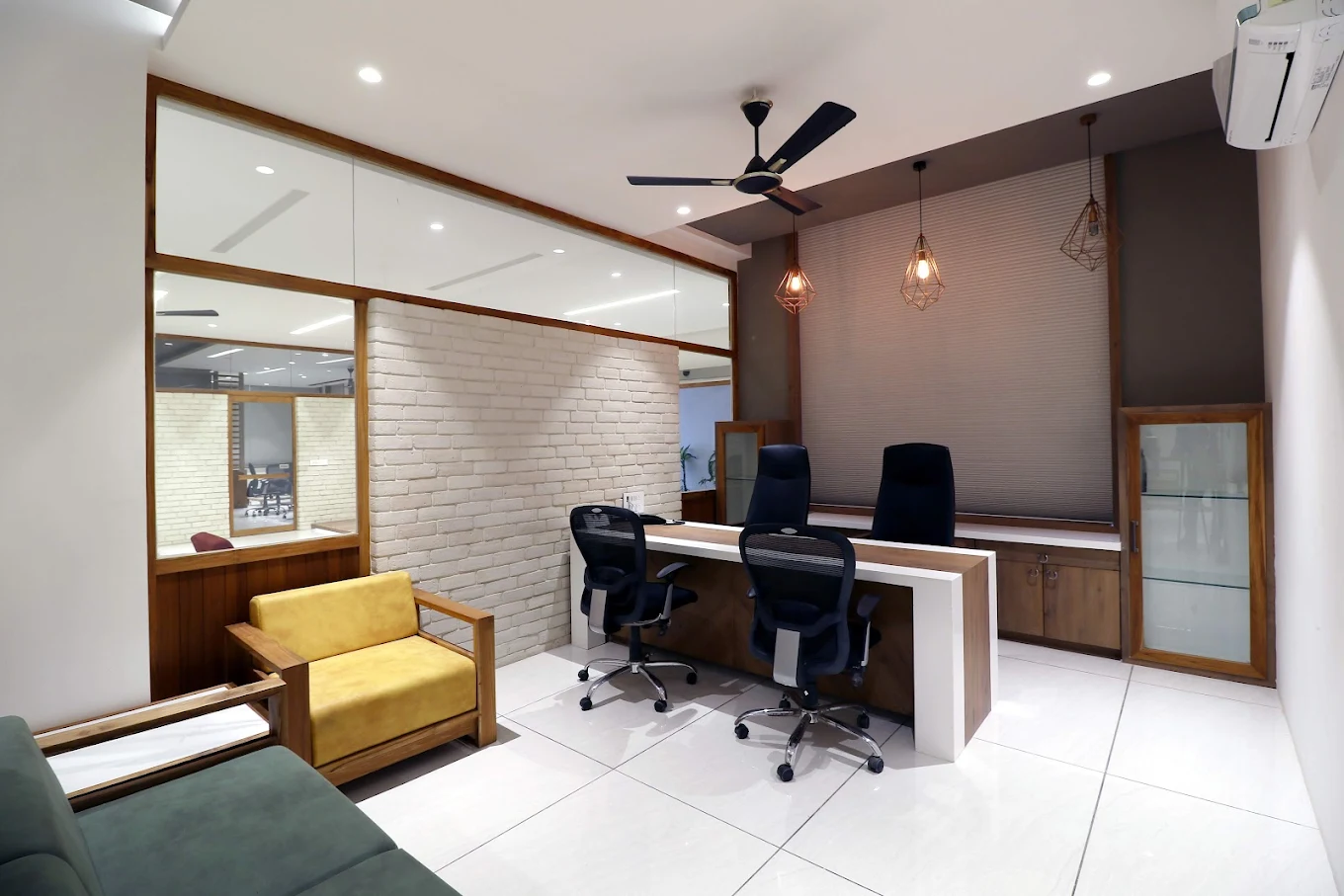 Livenza Granito LLP