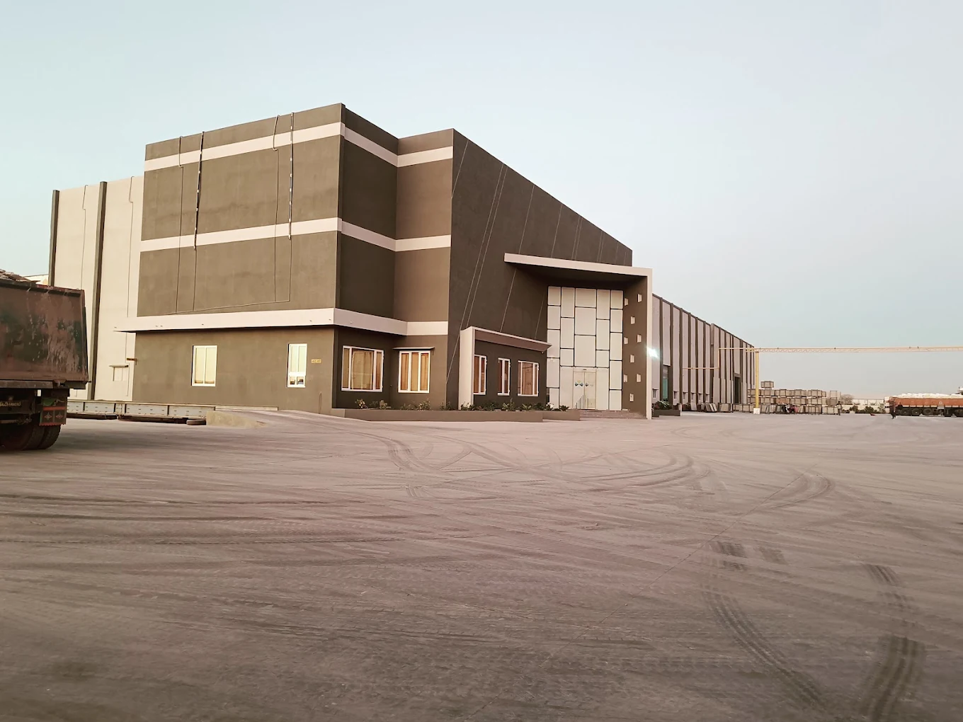 Orinda Granito LLP factory front photo