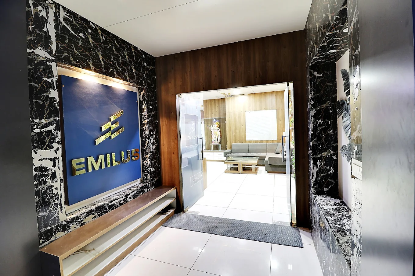 White Gold Ceramics Pvt Ltd / Emilus