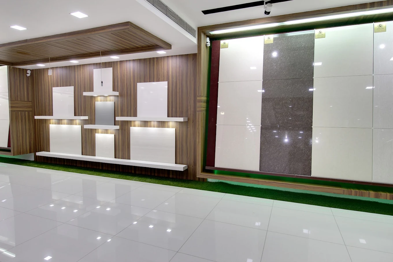 DISPLAY