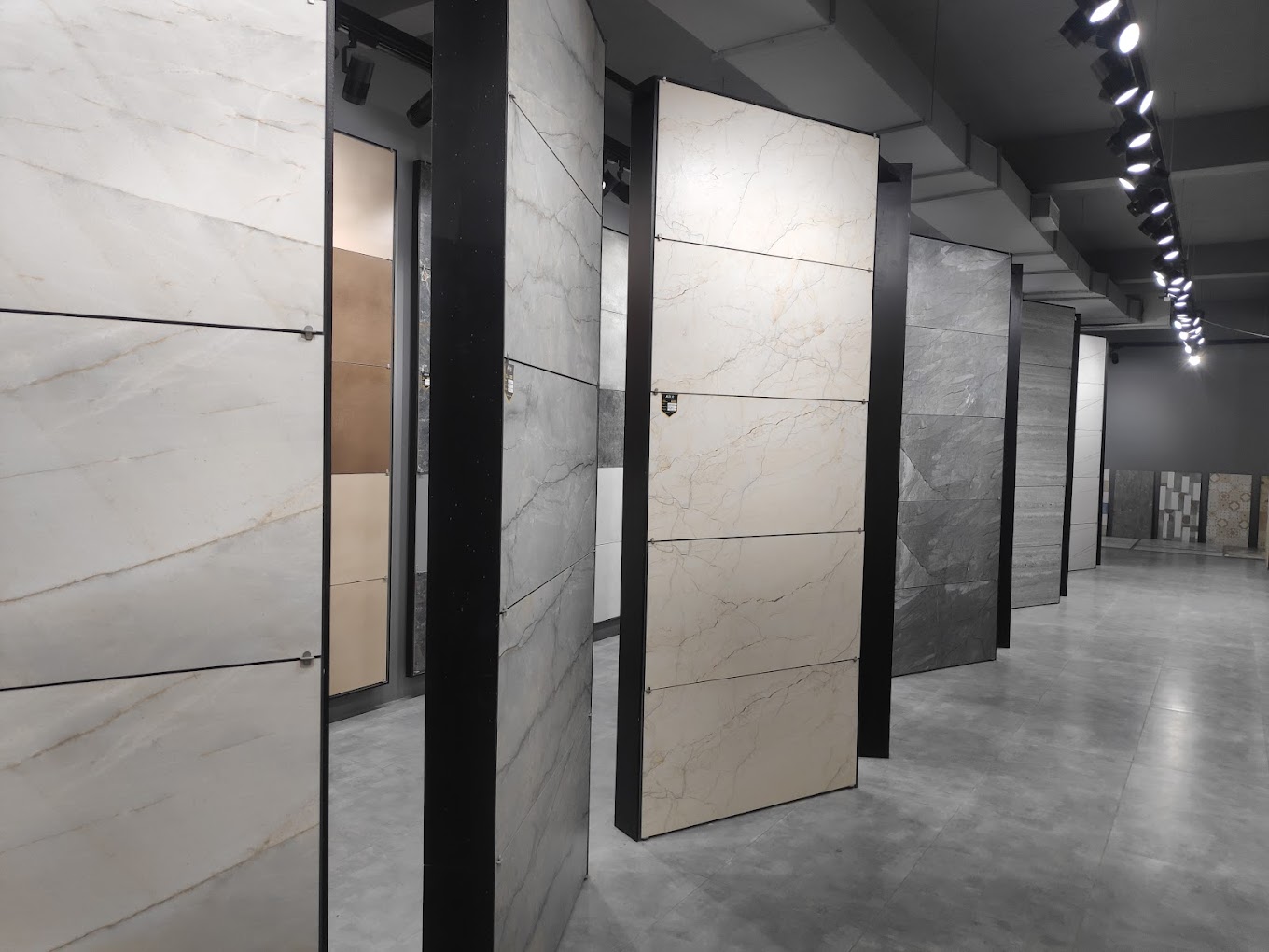 Alive Granito LLP photos of Display