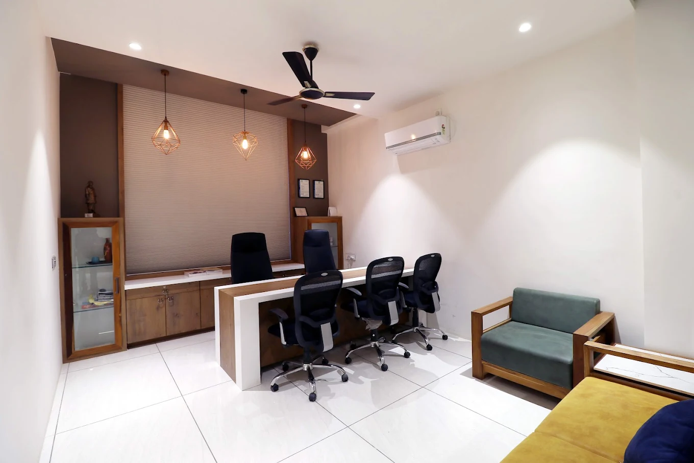 Livenza Granito LLP